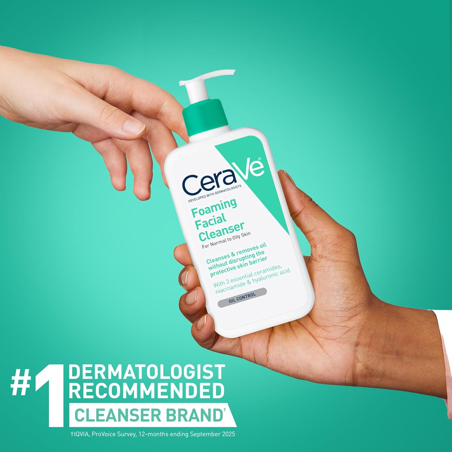 CeraVe Foaming Facial Cleanser, Face Wash for Oily Skin, 16fl oz | Skin Care with Hyaluronic Acid & Niacinamide, Makeup Remover, Daily Face Wash For Men & Women, Fragrance Free, Oil Control